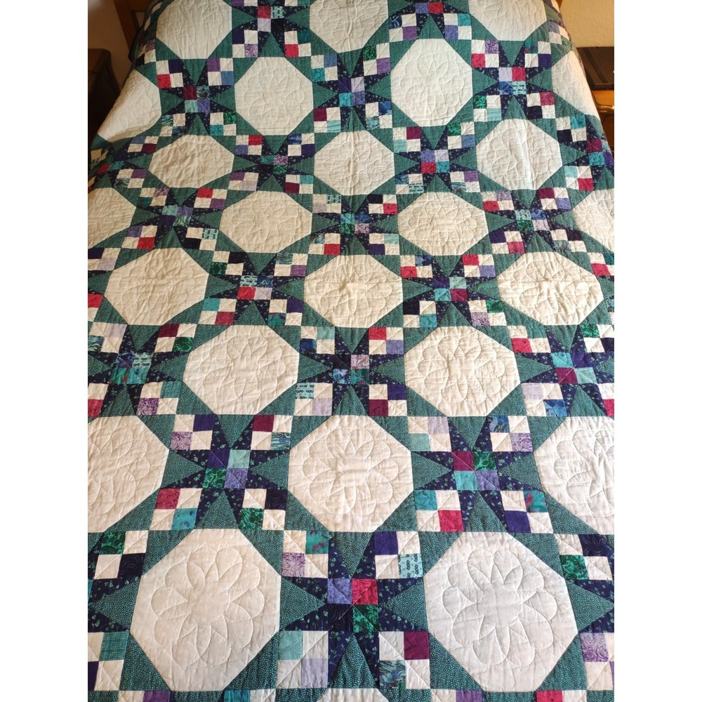 Vintage Handmade Flower Design Quilt Large 74 x 88 Full Size Provenance Label